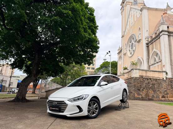HYUNDAI-ELANTRA-2017