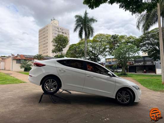 HYUNDAI-ELANTRA-2.0 16V FLEX 4P AUTOMÁTICO HYUNDAI-ELANTRA-2017