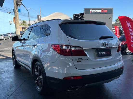 HYUNDAI-GRAND SANTA FÉ-3.3 MPFI V6 4WD GASOLINA 4P AUTOMÁTICO HYUNDAI-GRAND SANTA FÉ-2014