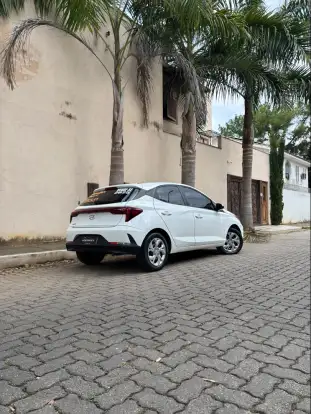 HYUNDAI-HB20-2024
