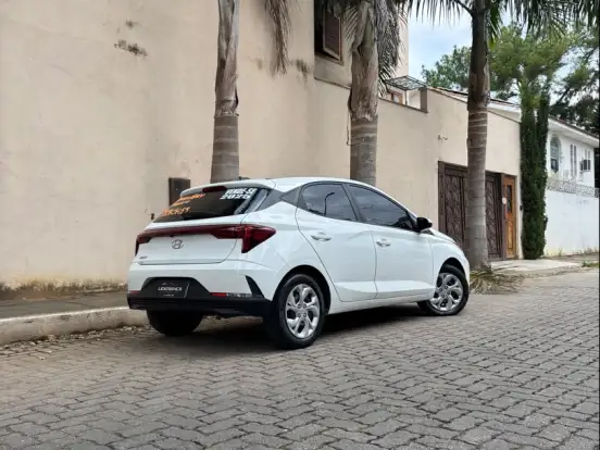 HYUNDAI-HB20-1.0 12V FLEX COMFORT PLUS MANUAL HYUNDAI-HB20-2024