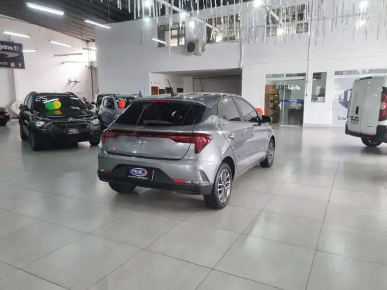 HYUNDAI-HB20-2022