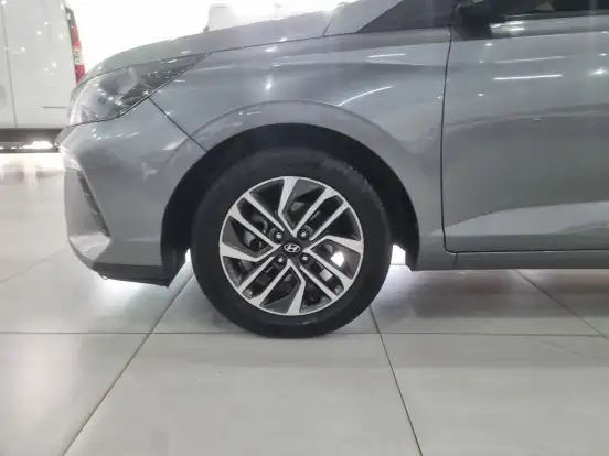 HYUNDAI-HB20-2022