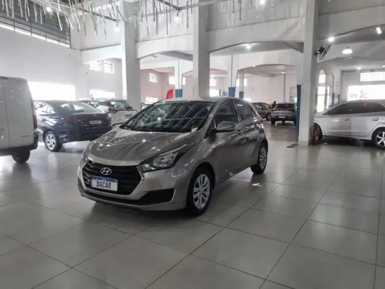 HYUNDAI HB20 1.0 COMFORT 12V FLEX 4P MANUAL