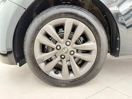 HYUNDAI-HB20-2017