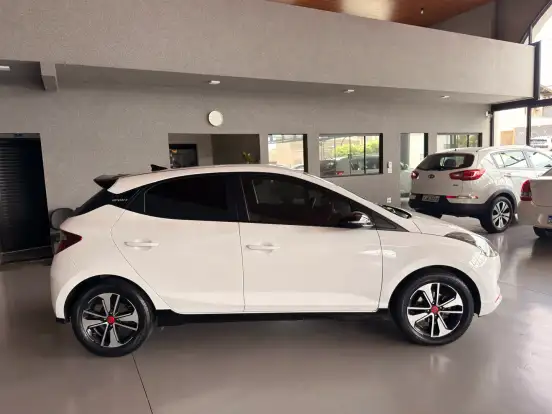 HYUNDAI-HB20-2020