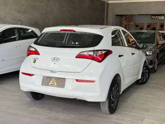 HYUNDAI-HB20-2018