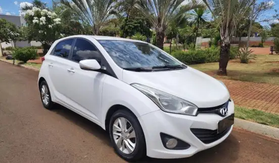 HYUNDAI-HB20-2013