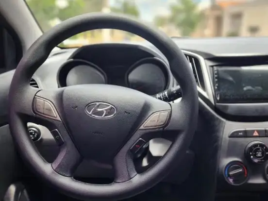 HYUNDAI-HB20-1.6 COMFORT PLUS 16V FLEX 4P MANUAL HYUNDAI-HB20-2013