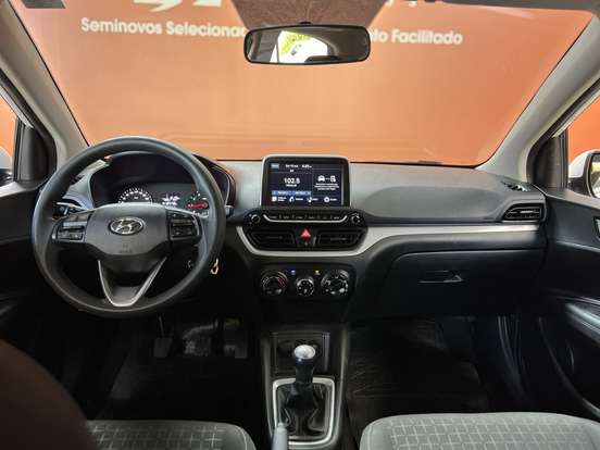HYUNDAI-HB20-2022