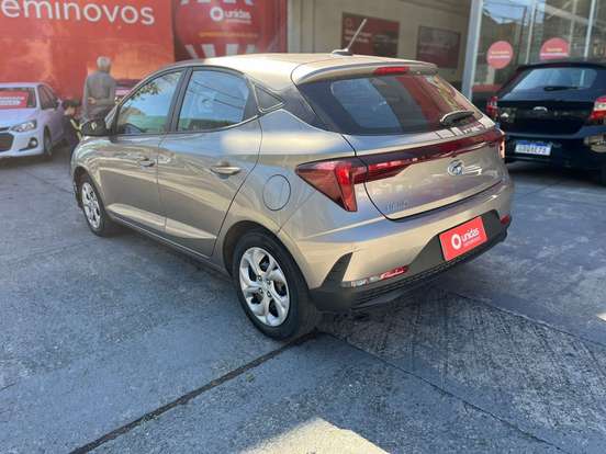 HYUNDAI-HB20-2024