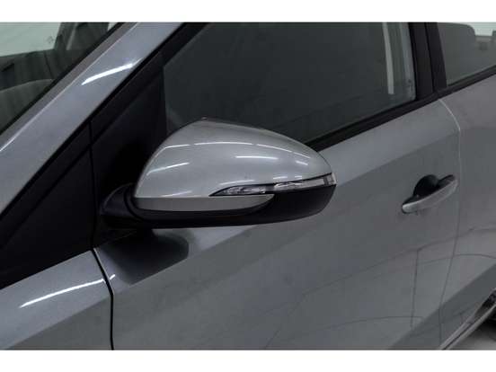 HYUNDAI-HB20-2023