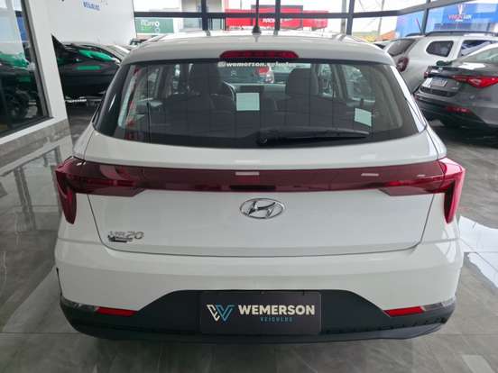 HYUNDAI-HB20-2023