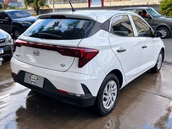 HYUNDAI-HB20-2023