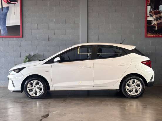 HYUNDAI-HB20-2024