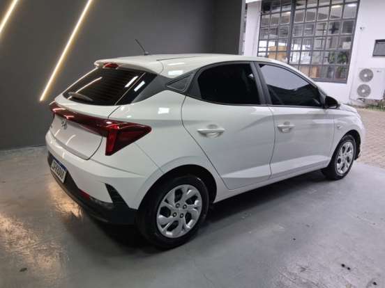 HYUNDAI-HB20-2024
