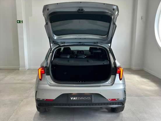 HYUNDAI-HB20-2023