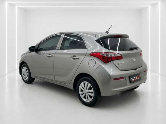 HYUNDAI-HB20-2017