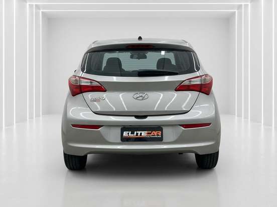 HYUNDAI-HB20-2017