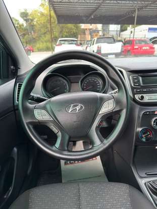 HYUNDAI-HB20-2017