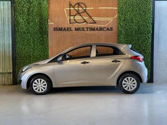 HYUNDAI-HB20-2016