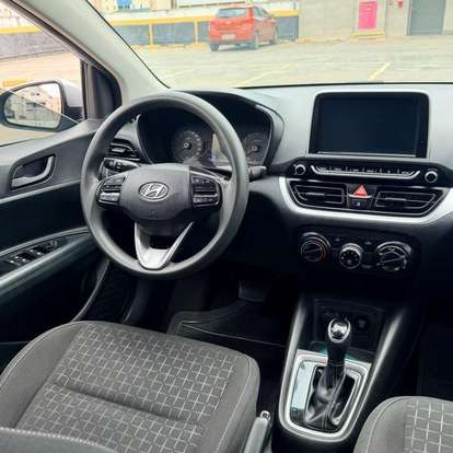 HYUNDAI-HB20-2023