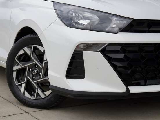 HYUNDAI-HB20-2023