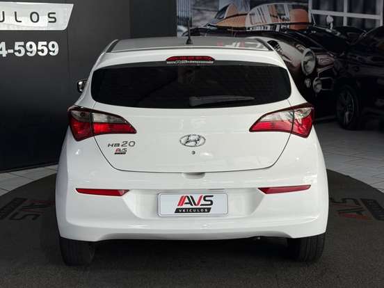 HYUNDAI-HB20-2018