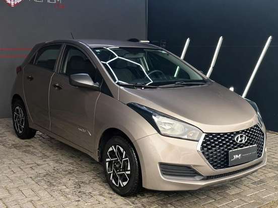 HYUNDAI-HB20-2018