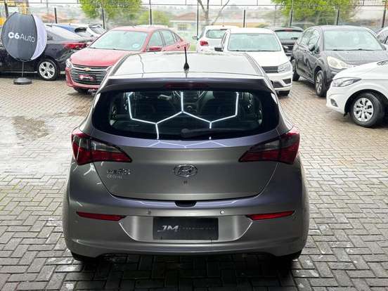 HYUNDAI-HB20-2018
