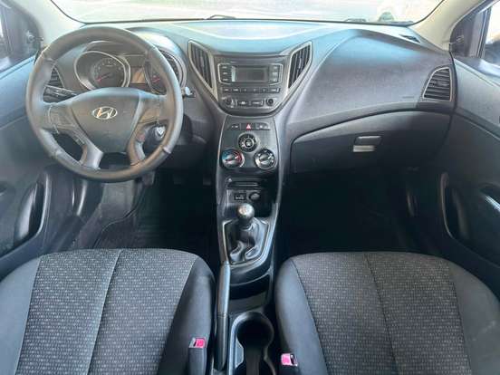 HYUNDAI-HB20-2018