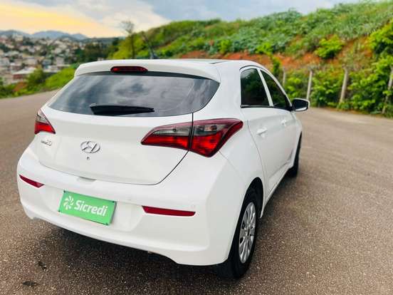 HYUNDAI-HB20-2019
