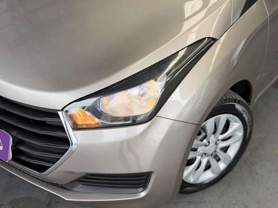 HYUNDAI-HB20-1.6 COMFORT PLUS 16V FLEX 4P AUTOMÁTICO HYUNDAI-HB20-2017