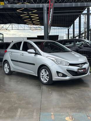 HYUNDAI-HB20-2012