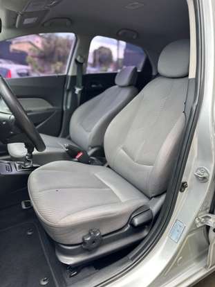 HYUNDAI-HB20-2012
