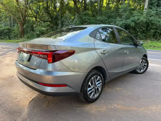 HYUNDAI-HB20S-2024