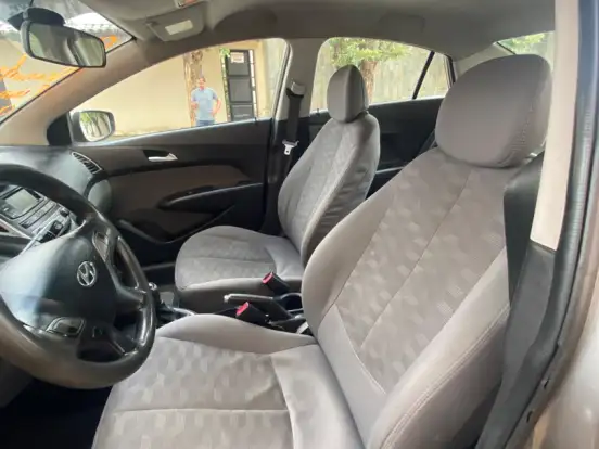 HYUNDAI-HB20S-1.6 COMFORT PLUS 16V FLEX 4P AUTOMÁTICO HYUNDAI-HB20S-2016