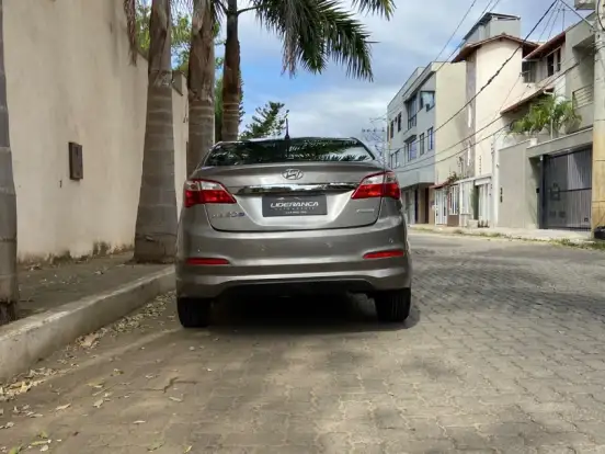 HYUNDAI-HB20S-1.6 COMFORT PLUS 16V FLEX 4P AUTOMÁTICO HYUNDAI-HB20S-2016