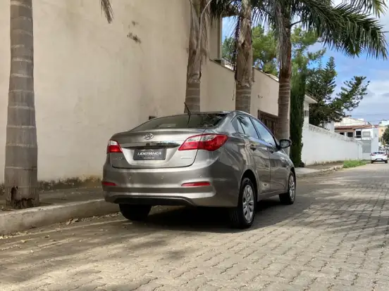 HYUNDAI-HB20S-1.6 COMFORT PLUS 16V FLEX 4P AUTOMÁTICO HYUNDAI-HB20S-2016