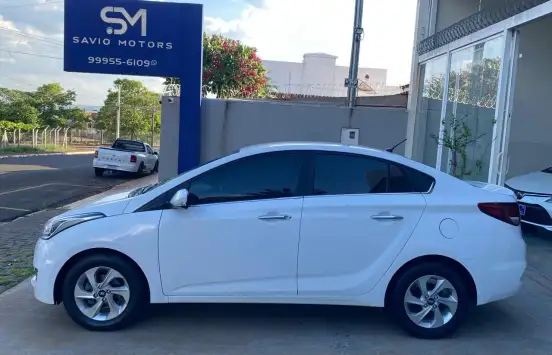HYUNDAI-HB20S-1.6 PREMIUM 16V FLEX 4P AUTOMÁTICO HYUNDAI-HB20S-2017