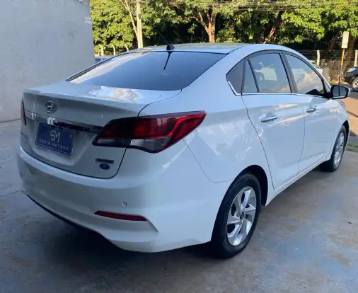 HYUNDAI-HB20S-1.6 PREMIUM 16V FLEX 4P AUTOMÁTICO HYUNDAI-HB20S-2017