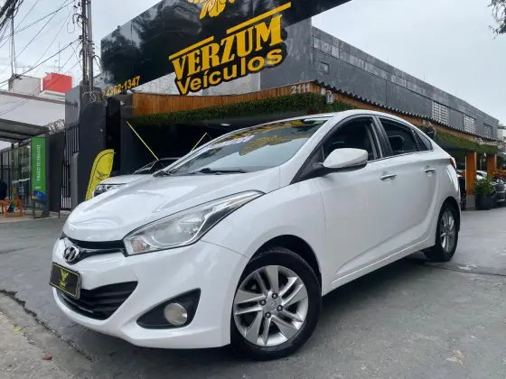 HYUNDAI HB20S 1.6 PREMIUM 16V FLEX 4P AUTOMÁTICO