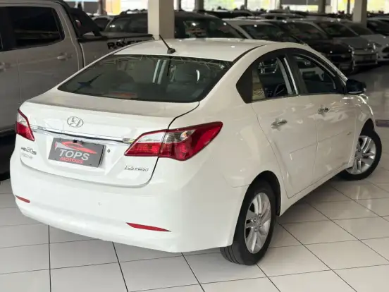 HYUNDAI-HB20S-1.6 PREMIUM 16V FLEX 4P MANUAL HYUNDAI-HB20S-2014