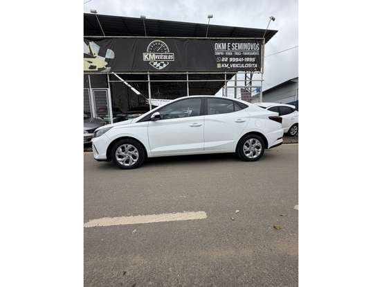 HYUNDAI-HB20S-2024