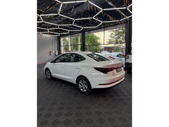 HYUNDAI-HB20S-1.0 12V FLEX COMFORT PLUS MANUAL HYUNDAI-HB20S-2024
