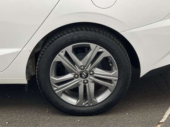 HYUNDAI-HB20S-1.0 TGDI FLEX COMFORT PLUS AUTOMÁTICO HYUNDAI-HB20S-2024