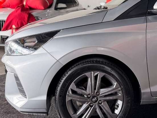 HYUNDAI-HB20S-1.0 TGDI FLEX COMFORT PLUS AUTOMÁTICO HYUNDAI-HB20S-2024