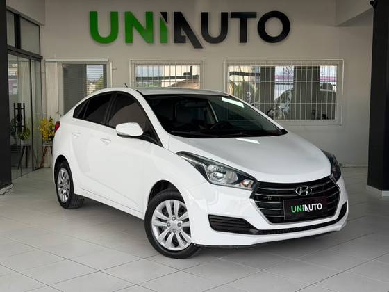 HYUNDAI HB20S 1.6 COMFORT PLUS 16V FLEX 4P MANUAL