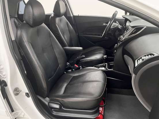 HYUNDAI-HB20S-2014