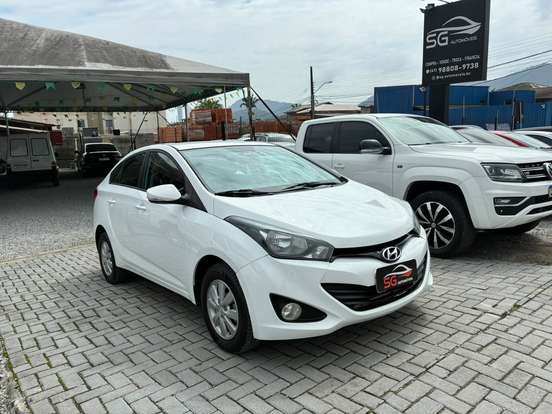 HYUNDAI-HB20S-2013